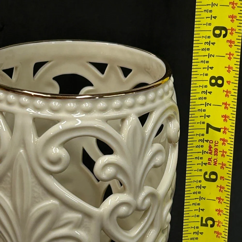 Lenox Classic Scroll Pierced Vase Ivory Fine China Gold Trim 8.25 inch 6125751